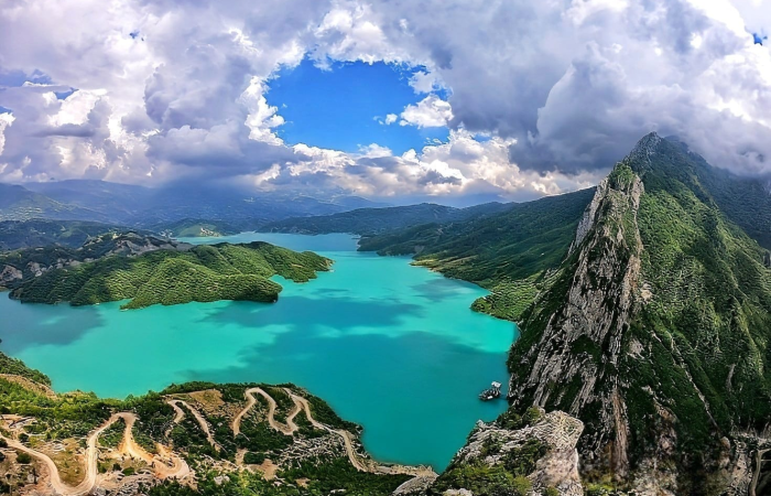 Bovilla lake